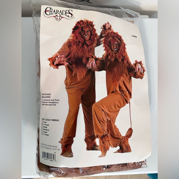 Adult Lion Costume. Unisex. Size XS - Picture 2 of 7